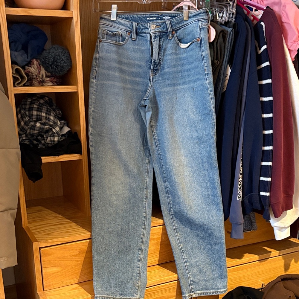 Old Navy Women's Straight Leg Blue Jeans